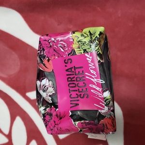 VS WILDFLOWER MAKEUP BAG NWT